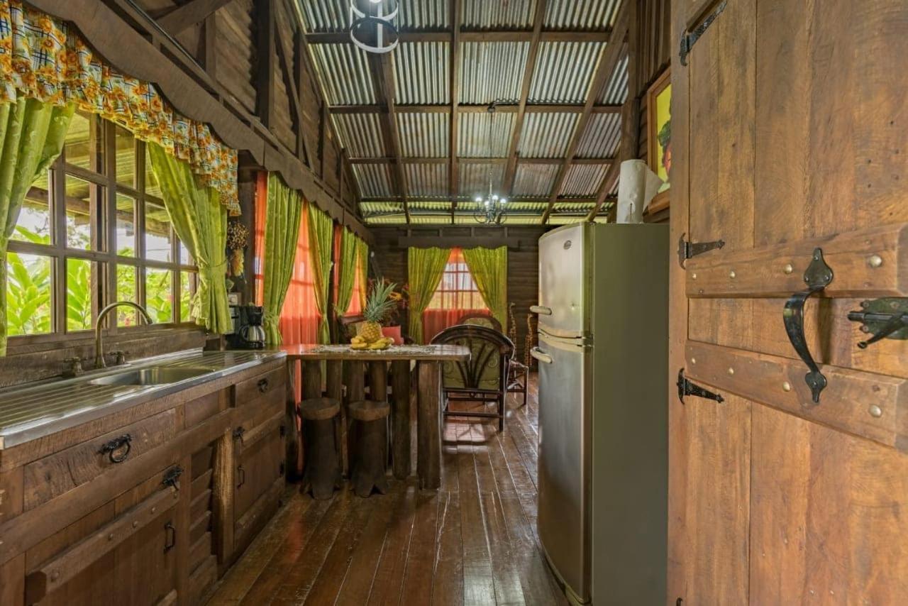 Cabanas Montanas Del Tenorio Rio Celeste ภายนอก รูปภาพ